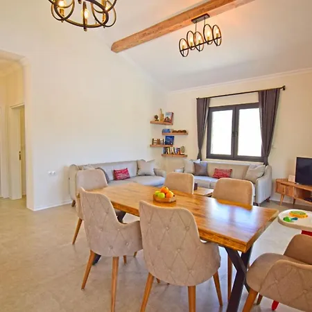 Villa Kaya View - Brand New Stone Villa With Pool Fethiye